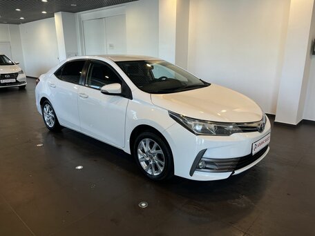 Toyota Corolla XI (E160, E170, E180) Рестайлинг 1