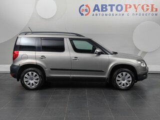 2011 Skoda Yeti I, серый, 649000 рублей, вид 5