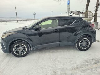 2017 Toyota C-HR I, чёрный, 2100000 рублей, вид 5
