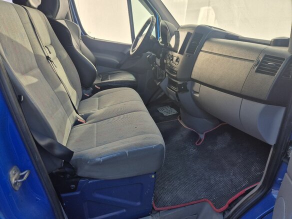 2008 Volkswagen Crafter, синий, 665000 рублей - вид 8