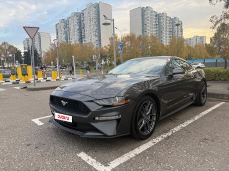 2018 Ford Mustang VI Рестайлинг, серый, 2600000 рублей, вид 1