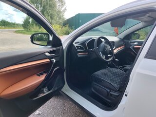 2025 Lada (ВАЗ) Vesta SW Cross I Рестайлинг (NG), белый, 1575000 рублей, вид 4