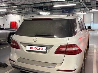 2014 Mercedes-Benz M-Класс 300 III (W166), белый, 2650000 рублей, вид 3