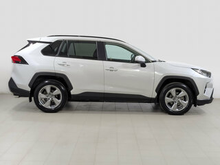 2019 Toyota RAV4 V (XA50), белый, 3230000 рублей, вид 4