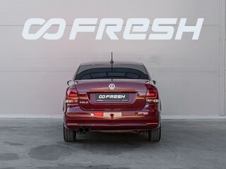 2019 Volkswagen Polo V Рестайлинг, красный, 1450000 рублей, вид 4