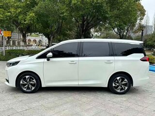 2022 GAC Trumpchi M6 Pro, белый, 1274400 рублей, вид 4