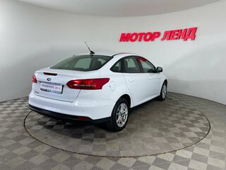 2019 Ford Focus III Рестайлинг, белый, 1430000 рублей, вид 4