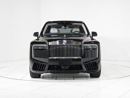 2025 Rolls-Royce Cullinan I Рестайлинг (Series II), чёрный, 46900000 рублей, вид 2