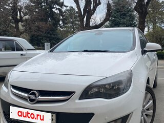 2014 Opel Astra J Рестайлинг, белый, 1200000 рублей, вид 2