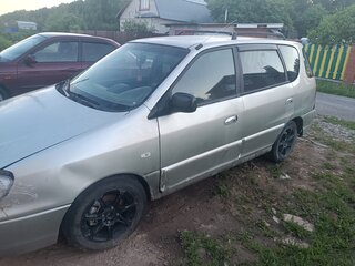 2001 Kia Carens I, серебристый, 220000 рублей, вид 4