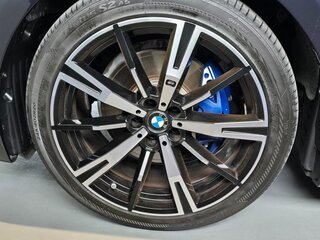 2023 BMW 5 серии 530i xDrive VIII (G60/G61/G68), синий, 6748000 рублей, вид 5