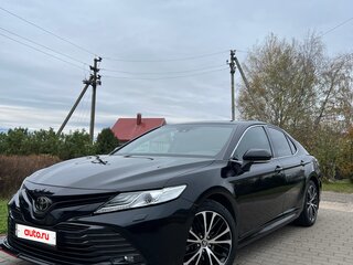 2020 Toyota Camry VIII (XV70), чёрный, 3280000 рублей, вид 1