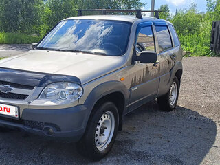 2011 Chevrolet Niva I Рестайлинг, серый, 415000 рублей, вид 1