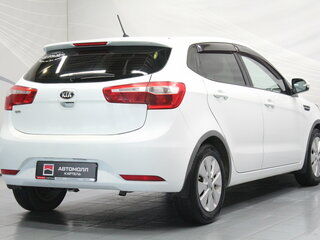 2014 Kia Rio 6-speed III, белый, 779000 рублей, вид 5
