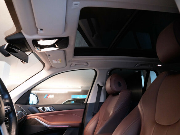 2022 BMW X5 30d IV (G05/G18), чёрный, 7500000 рублей - вид 9