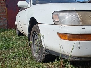 1993 Toyota Corolla VII (E100), белый, 189000 рублей, вид 1
