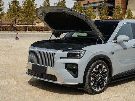 2026 Zeekr 8X 70 kWh, серебристый, 10950000 рублей, вид 2