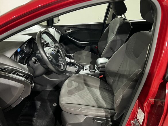 2012 Ford Focus III, красный, 677000 рублей - вид 13