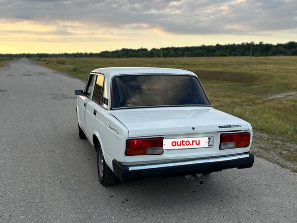 2007 Lada (ВАЗ) 2107, белый - вид 4