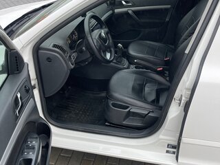 2013 Skoda Octavia II (A5) Рестайлинг, белый, 690000 рублей, вид 5