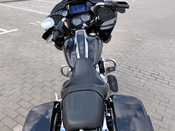 2022 Harley-Davidson Road Glide, серый, 1360000 рублей - вид 7