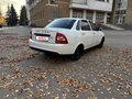 2013 Lada (ВАЗ) Priora I Рестайлинг, белый, 280000 рублей - вид 2