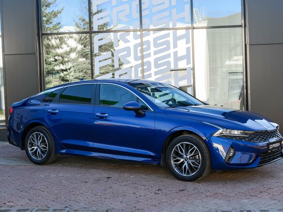 2021 Kia K5 III, синий, 2649000 рублей