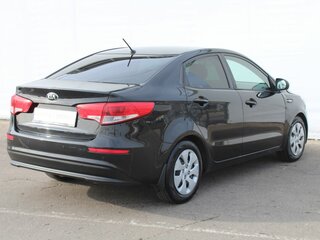 2016 Kia Rio III Рестайлинг, чёрный, 875000 рублей, вид 5