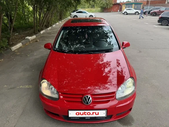 2007 Volkswagen Golf V, красный, 595000 рублей