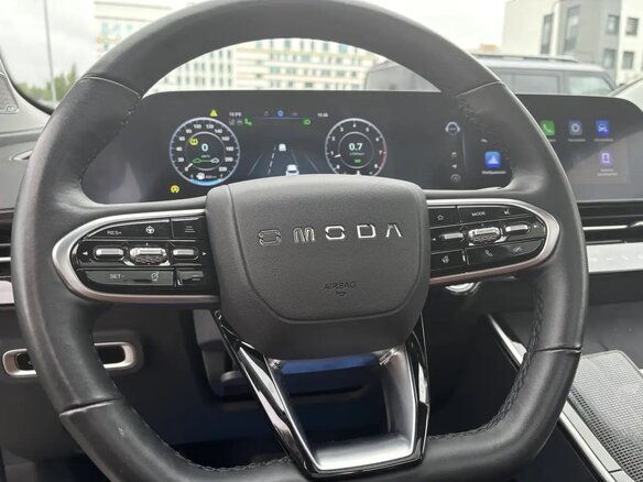 2023 Omoda C5 I, серебристый, 1800000 рублей - вид 5