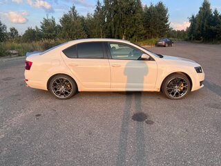 2013 Skoda Octavia III (A7), белый, 1350000 рублей, вид 5