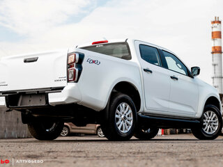 2025 Isuzu D-Max III, белый, 5200000 рублей, вид 3