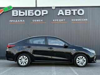 2017 Kia Rio IV, чёрный, 1380000 рублей, вид 3