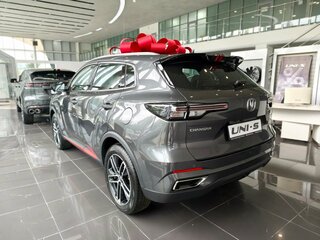 2025 Changan UNI-S I, чёрный, 3179900 рублей, вид 4