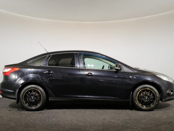 2012 Ford Focus III, чёрный, 799000 рублей - вид 3
