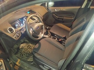 2018 Ford Fiesta Mk6 Рестайлинг, серый, 910000 рублей, вид 5
