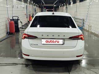 2021 Skoda Octavia IV (A8), белый, 2100000 рублей, вид 3