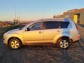 2008 Citroen C-Crosser, серебристый, 750000 рублей, вид 4