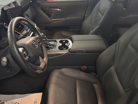 2026 Toyota Land Cruiser 300 Series, чёрный, 14000000 рублей, вид 5