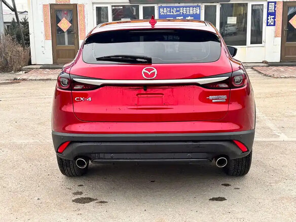 2023 Mazda CX-4 I Рестайлинг, красный, 1780000 рублей - вид 5
