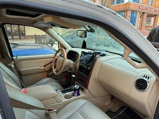 2006 Ford Explorer IV, белый, 850000 рублей, вид 5