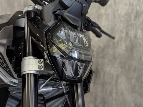 2025 BMW F 900 R, чёрный, 1190000 рублей, вид 4