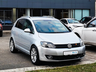2011 Volkswagen Golf Plus II, серебристый, 695000 рублей, вид 2