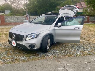 2017 Mercedes-Benz GLA 180 I (X156), бежевый, 1700000 рублей, вид 4