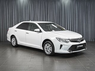 2016 Toyota Camry VII (XV50) Рестайлинг, белый, 1929000 рублей, вид 1