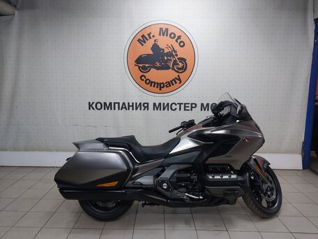 2018 Honda GL 1800 Gold Wing, серый, 1990000 рублей, вид 1