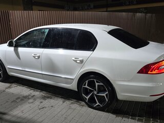 2015 Skoda Superb DSG II Рестайлинг, белый, 1250000 рублей, вид 5