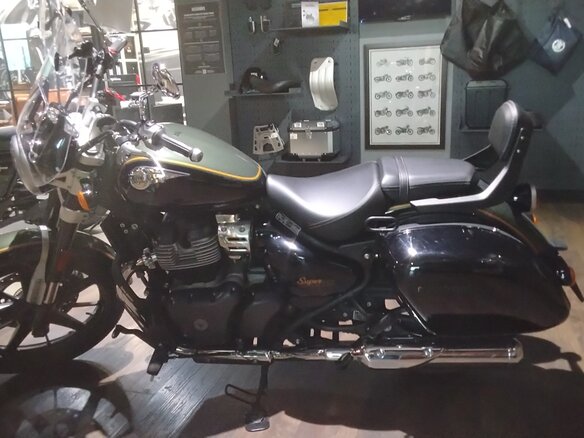 2024 Royal Enfield Super Meteor, зелёный, 630000 рублей - вид 1