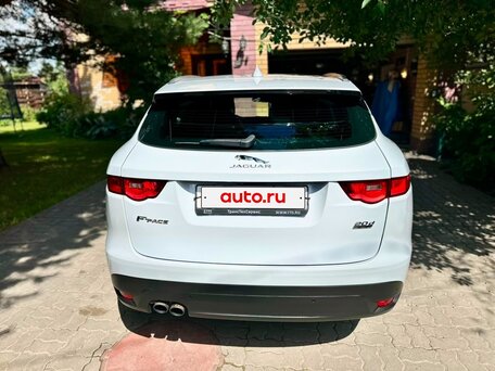 2017 Jaguar F-Pace I, белый, 2750000 рублей, вид 4