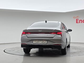 2022 Hyundai Avante VII, серый, 1578000 рублей, вид 3